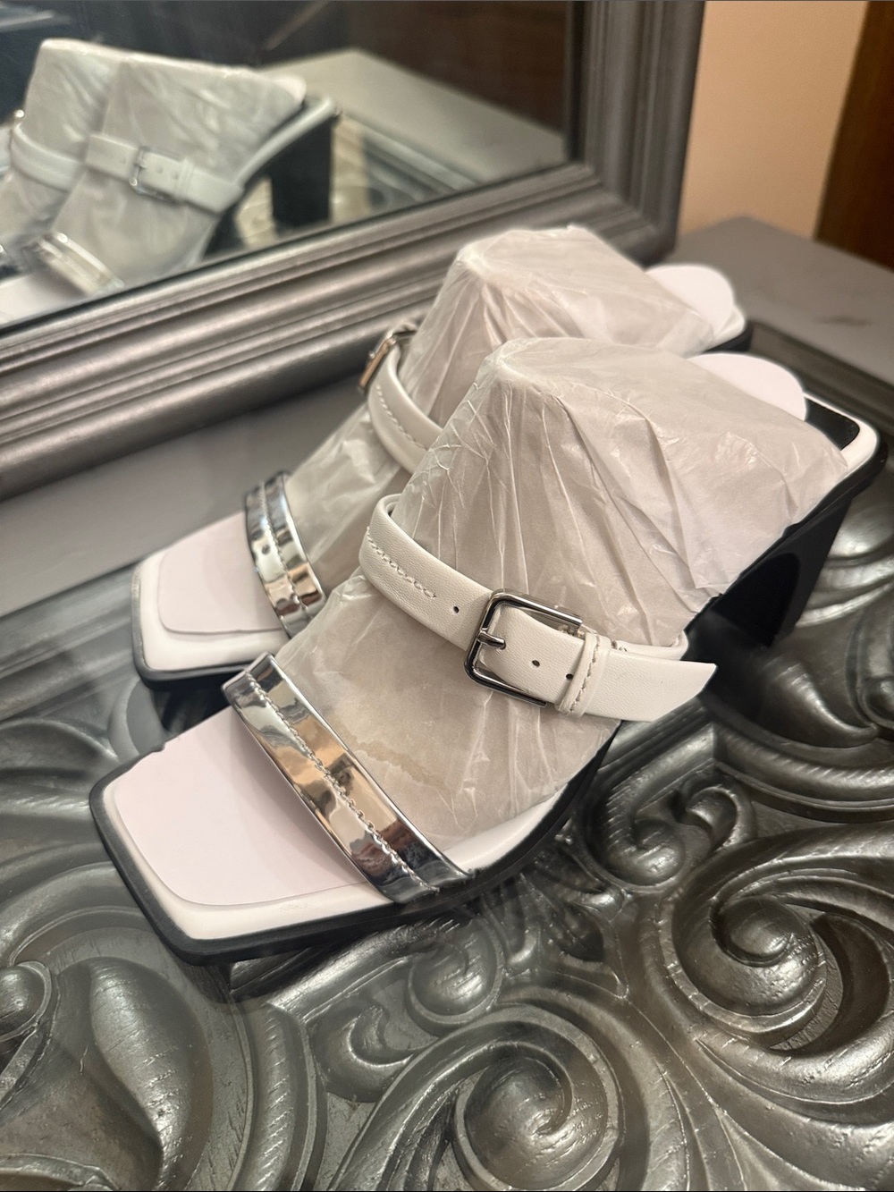 Franco Sarto 5.5 Frenza White & Silver Square Toe Block Heel Mule Sandal - Picture 5 of 10
